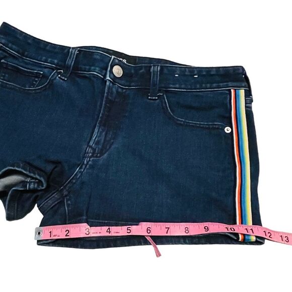 Express Rainbow Side Stripe Relaxed Low Rise Shortie Shorts - Size 8 - Picture 12 of 13